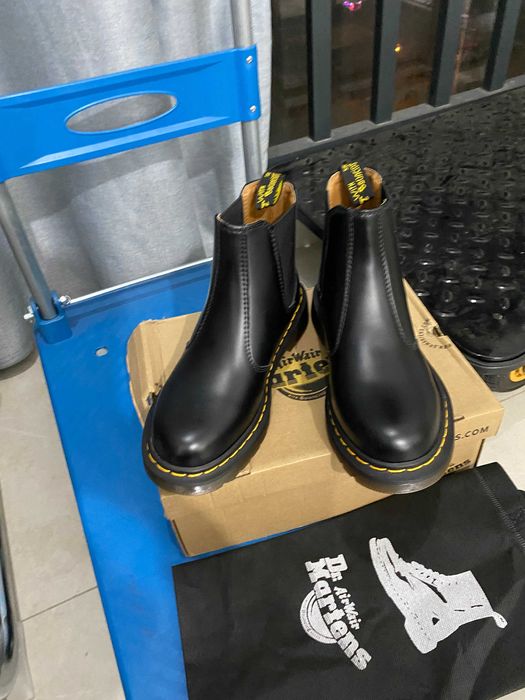 Dr. Martens 2976 Klasyczne Botki Rozmiar 42