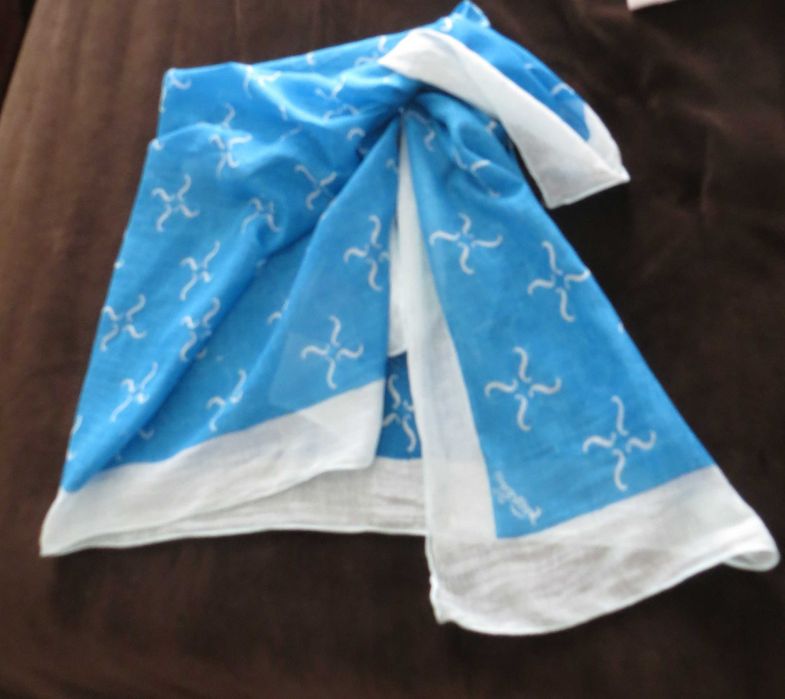 Saída de Praia - Páreo  Indiano azul e branco - Novo