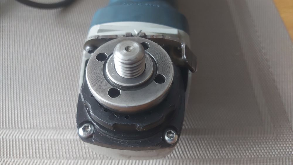 Bosch GWS 1000 .