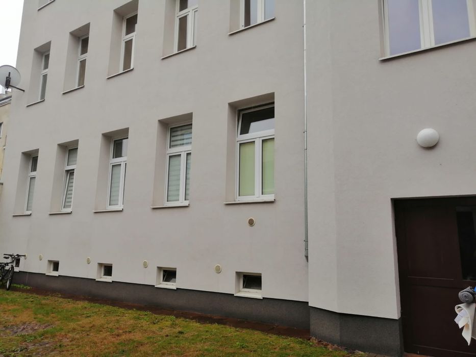 Polesie - centrum nowoczesny, umeblowany pokój, mężczyźni, Ukraińcy