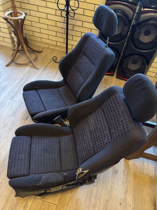 Продам сидіння до авто