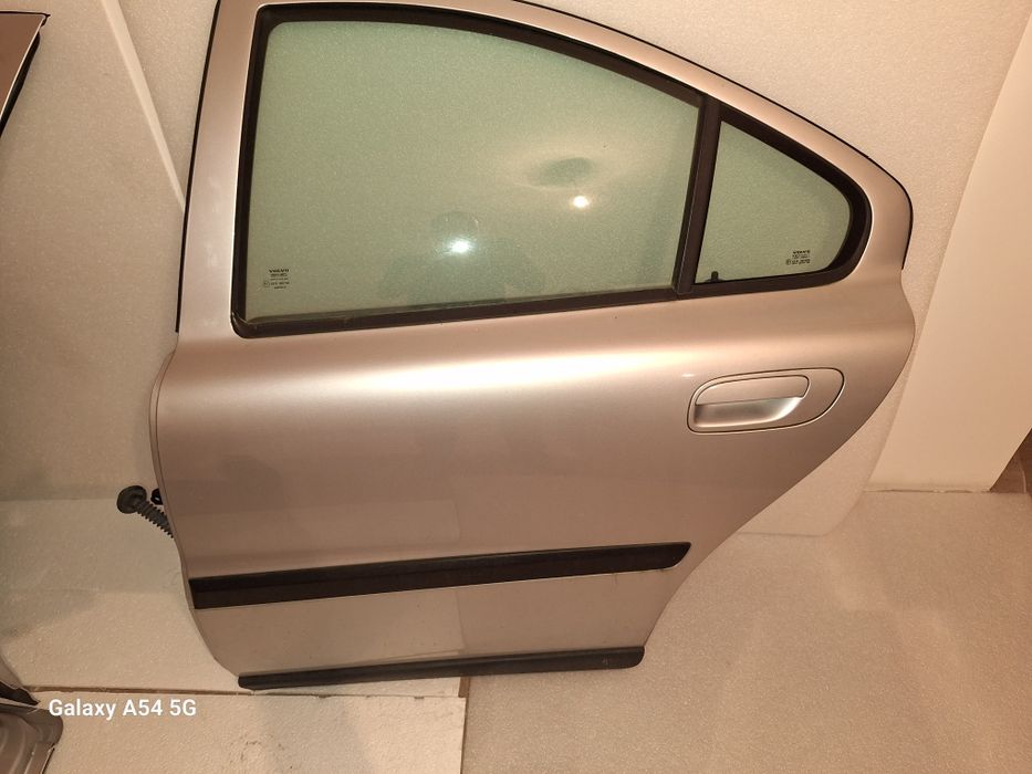 Volvo s60 I drzwi lewe tył 426-26
