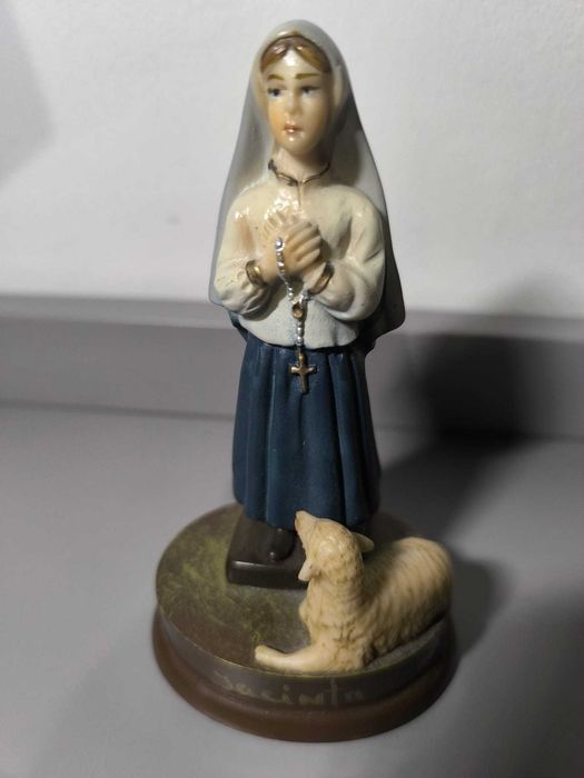 Jacinta Marto — Escultura em Cerâmica