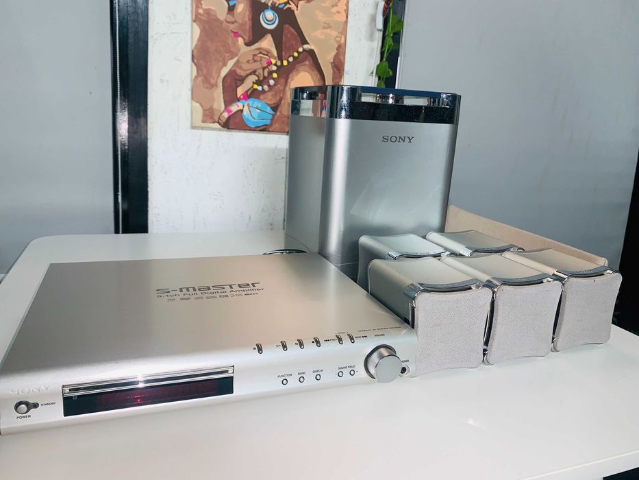 Домашній кінотеатр Sony DAV-S550 (5.1) (Повний комплект)