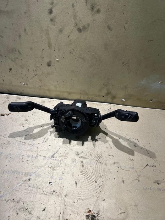 Przełącznik zespolony taśma manetki Skoda rapid 5j 12-