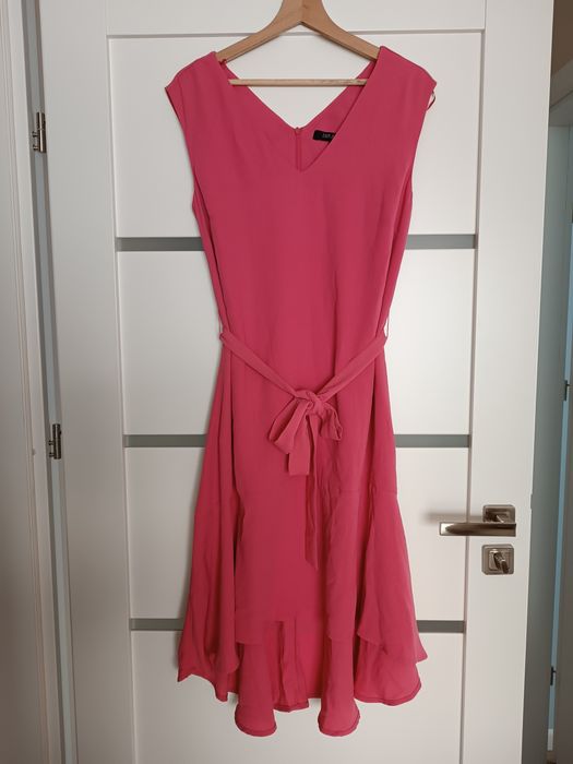 Różowa asymetryczna midi sukienka XS 34 krótszy przód dłuższy tył