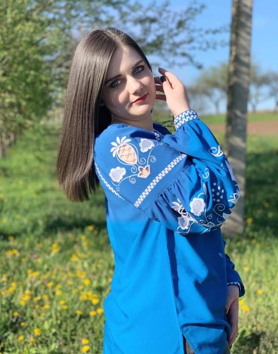 Вишиванка жіноча