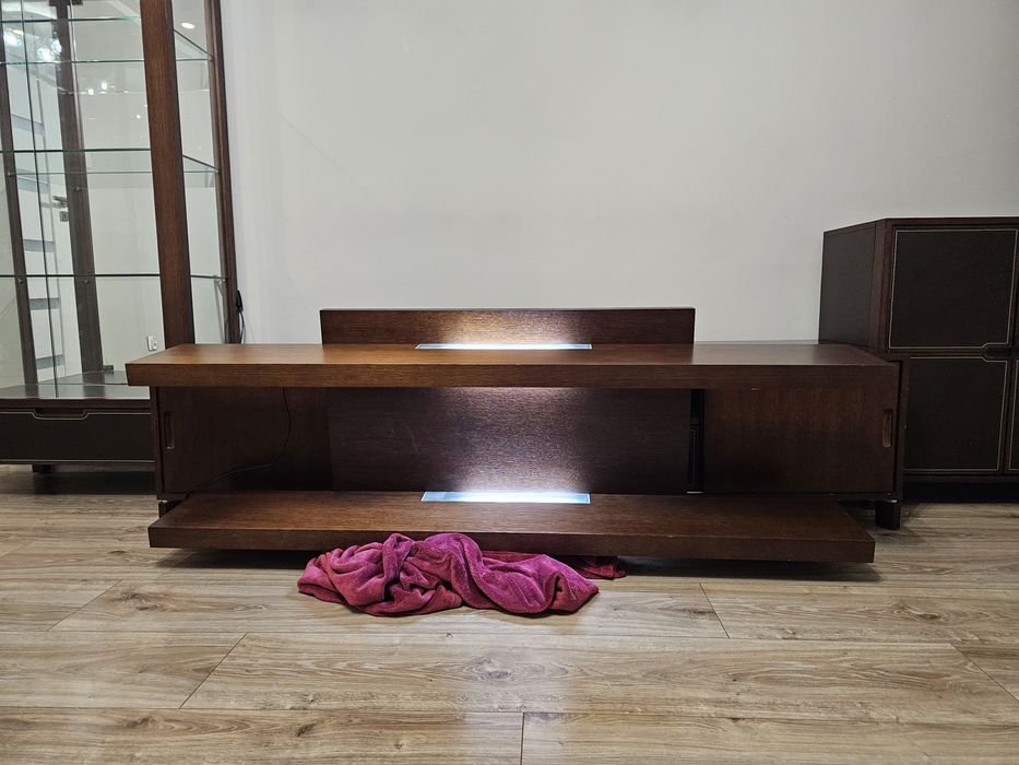 Komplet mebli salonowych – ciemny brąz