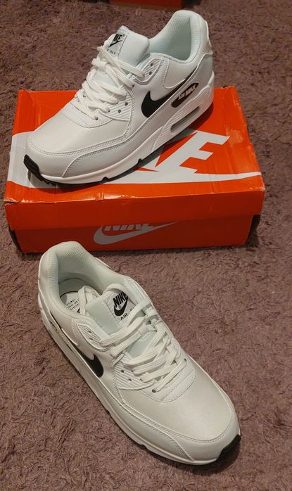 Nike Air Max 90 – Novos – Tamanho 45