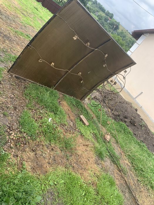 Дашок над дверима