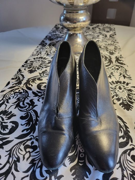 Piękne półbuty rozm.39