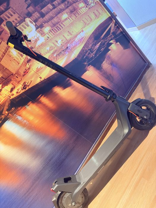 Trotinete Elétrica XIAOMI 4 Lite 2nd Gen (300 W - Autonomia: 25 Km) Valor Negociavel