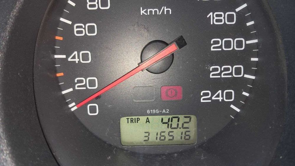 Honda Accord 2.0 ( 150 cv) 2002 full extras ( Quinta do Conde)