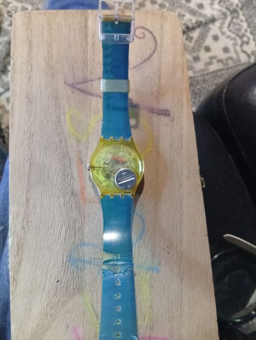Relógio Swatch escola