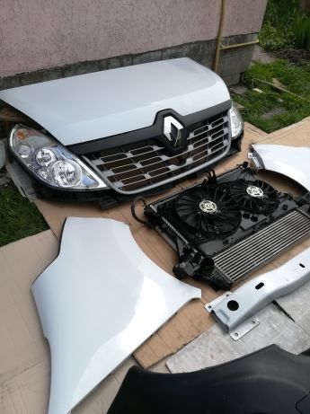 Reno Master 3 Крило фара капот бампер рішотка Разборка