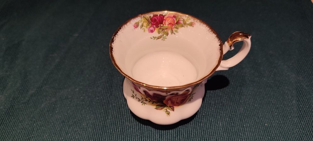 Serwis do herbaty/kawy Royal Albert, Old Country Roses, 1962, PRL