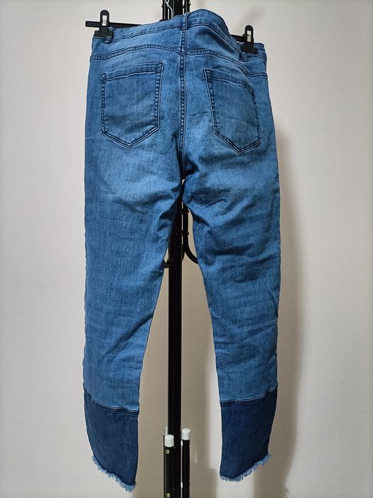 Spodnie damskie jeansowe Esmara r. 42