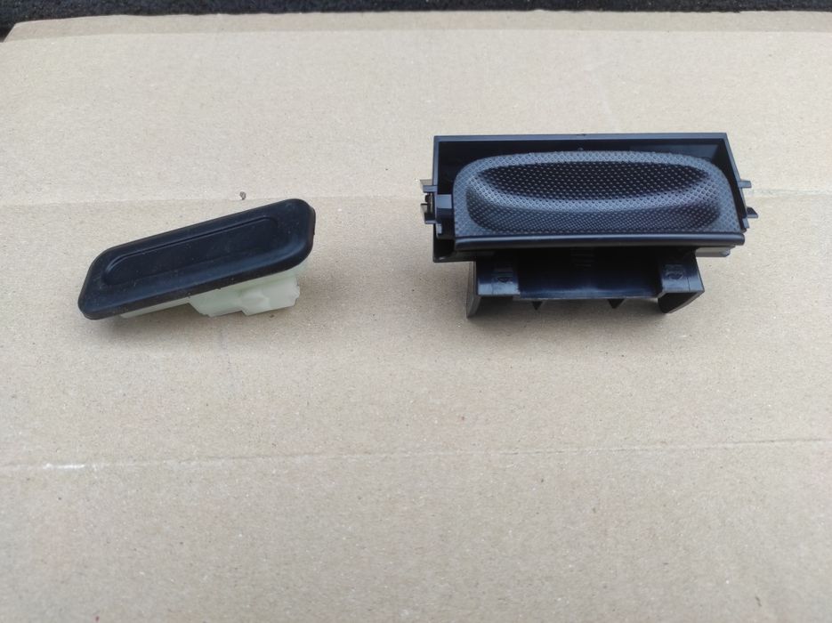 Ручка кнопка багажника Ситроен С4 Пикассо пежо