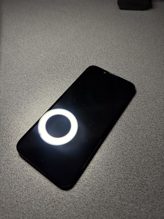 Oryginalny ekran iPhone 13 mini