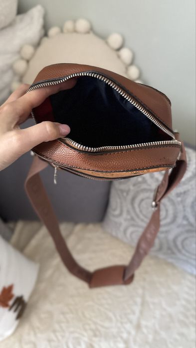 Torebka listonoszka MCM – crossbody