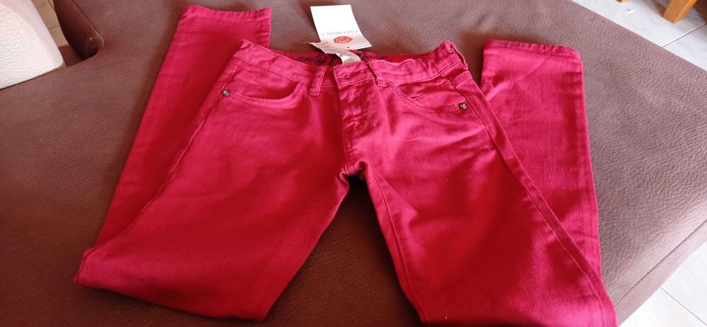 Calças da girândola novas