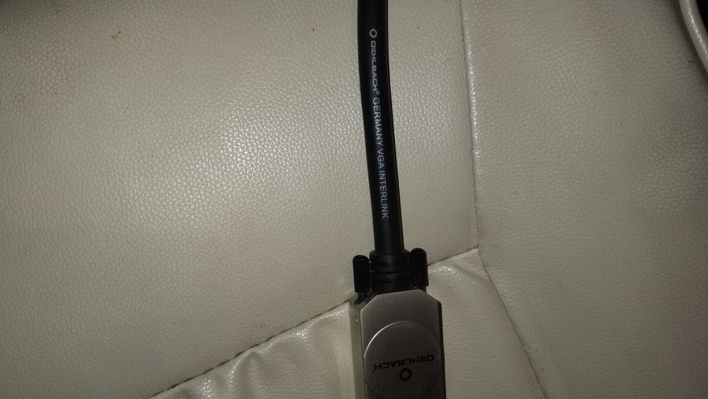 Oehlbach. Profesjonalny kabel DVI - DVI