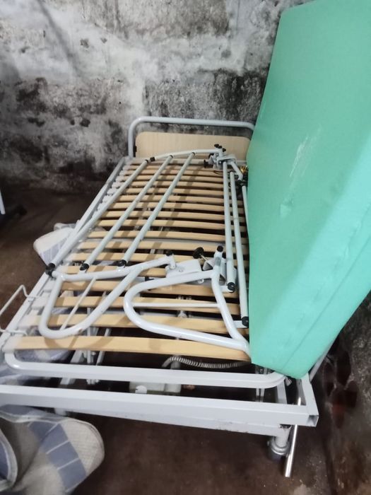 Cama articulada elétrica