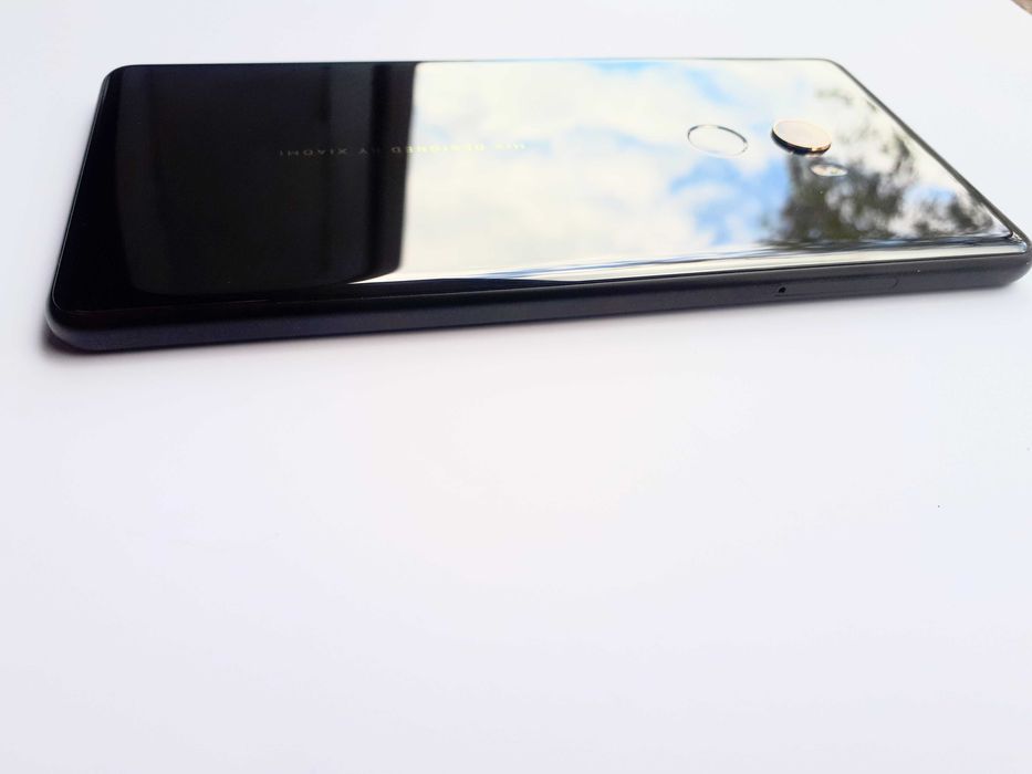 Xiaomi Mi Mix 2  5,99"  6/64gb duos nfc gps