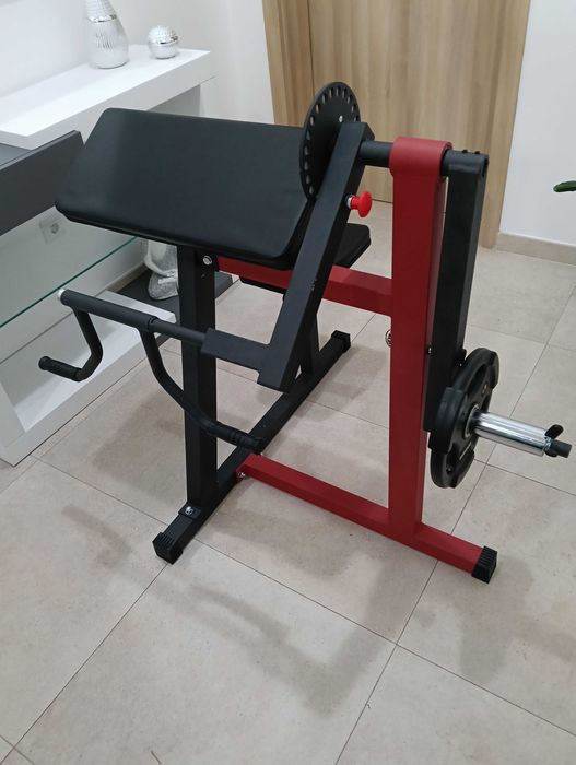 Scott Biceps Machine425561653720524800