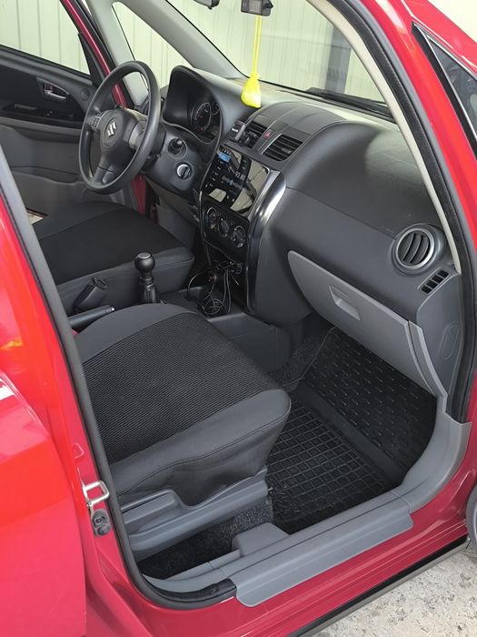 Suzuki sx4.                                               .