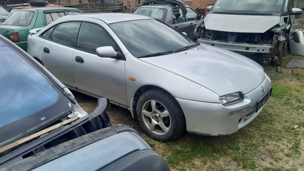 Mazda 323f мазда 323 розбір запчастини