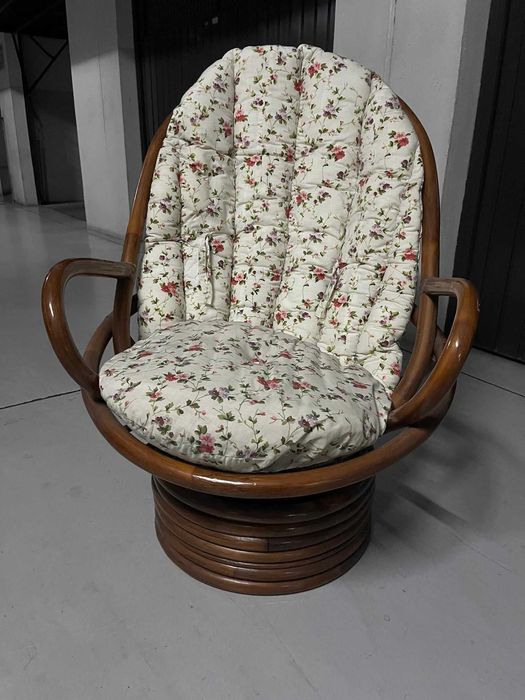 Cadeirão giratório de alta qualidade