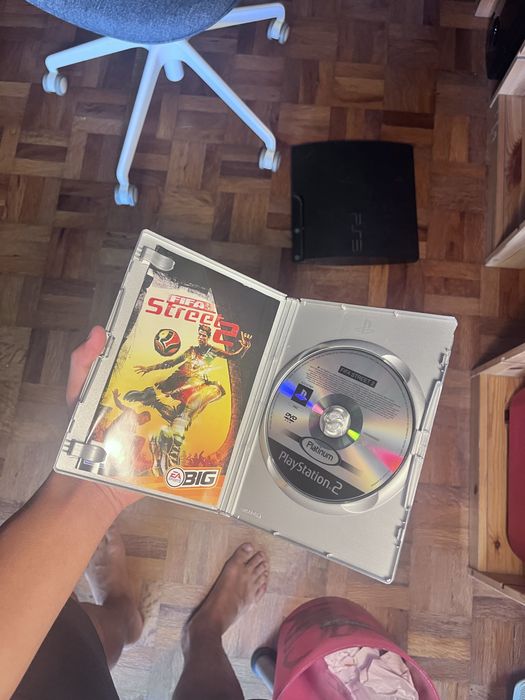PlayStation 2 com jogo