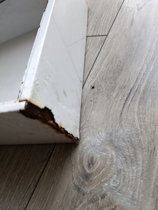 skrzynka na listy z kluczykiem