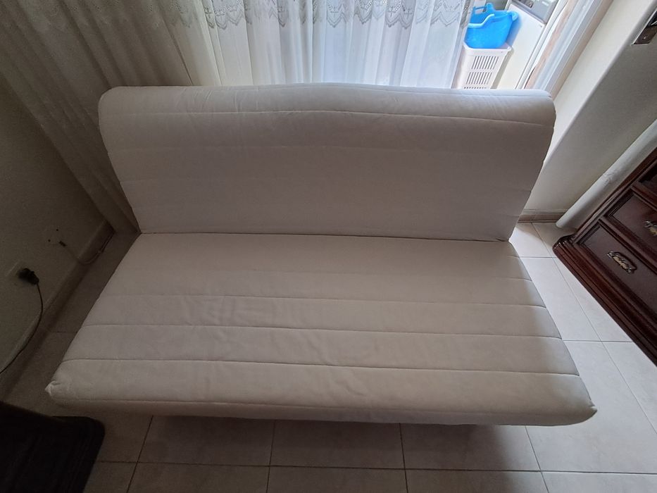 Vendo sofá-cama 2 lugares
