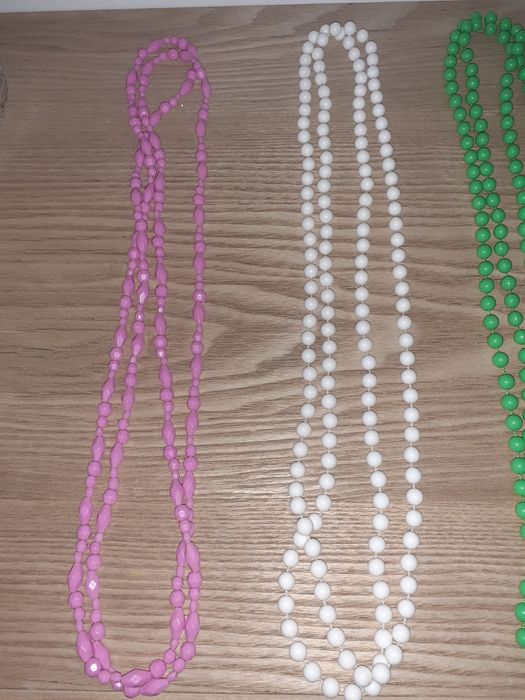 Conjunto de colares de missangas