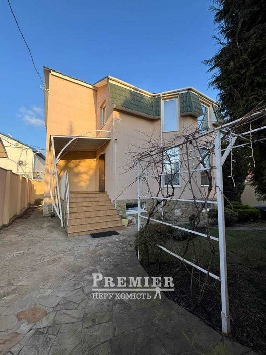 СРОЧНО Недорого Продам ухоженный дом в 10мин.от моря, 9-ст.Фонтана