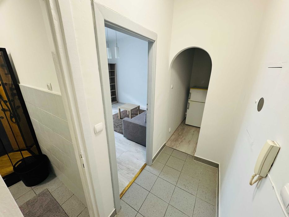 Mieszkanie Centrum Plac Andrzeja, Po remoncie, Winda, CO miejskie - Widok 4