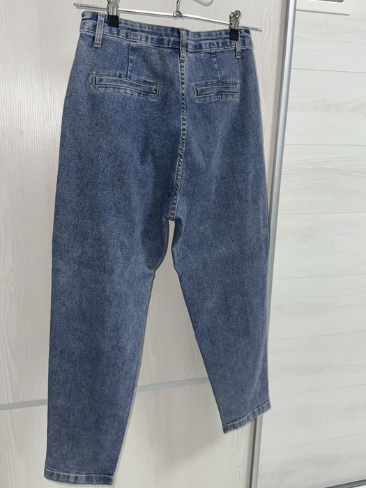 жіночі джинси M/L