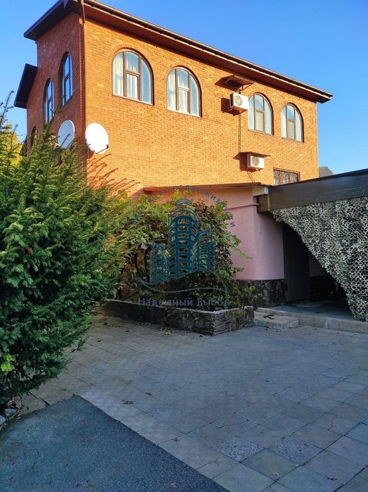 Оренда 2-поверхового будинку в мр-ні Яр!