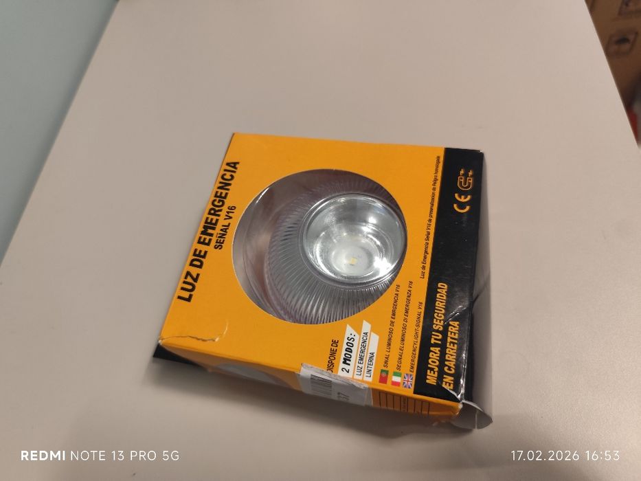 Automatyczne światło awaryjne V16