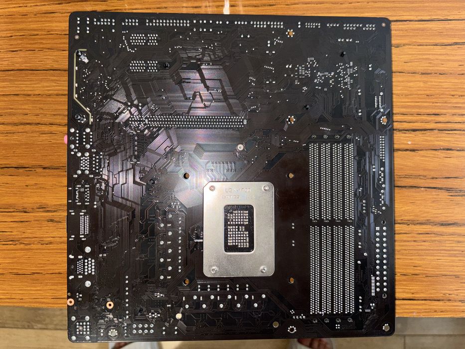 Gigabyte B760M DS3H DDR4