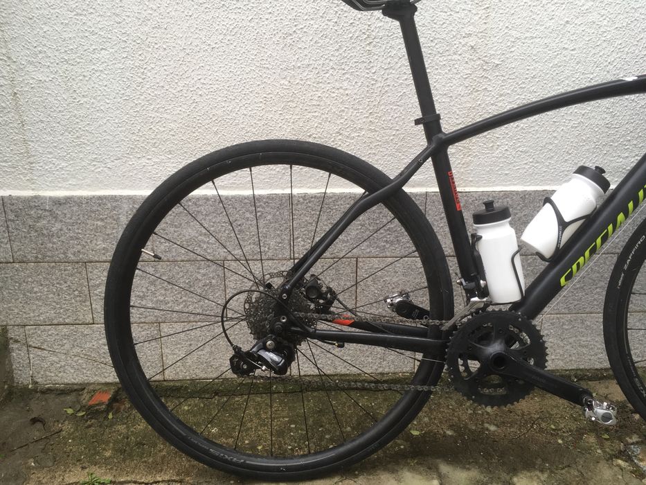 Bicicleta de estrada em bom estado geral