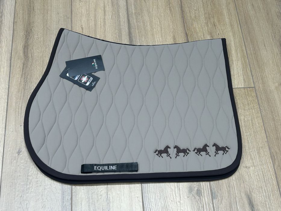 Nowy czaprak Equiline VS