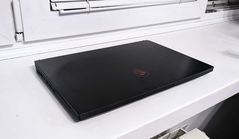 Laptop gamingowy MSI - Intel i7, GTX 1660 Ti, 16GB RAM, 1TB SSD, 144Hz