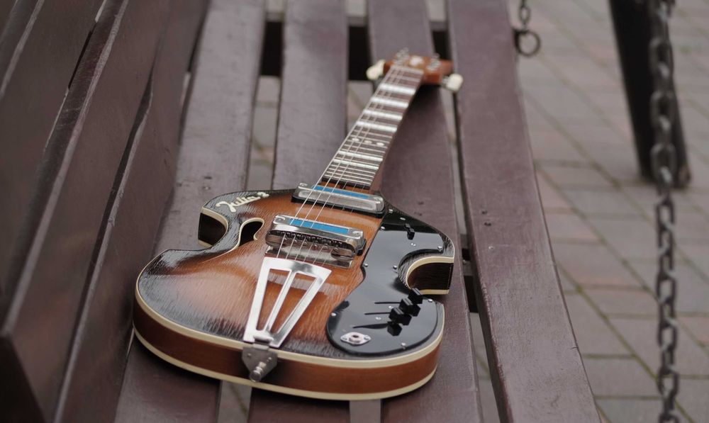 Gitara  DEFIL Julia 2