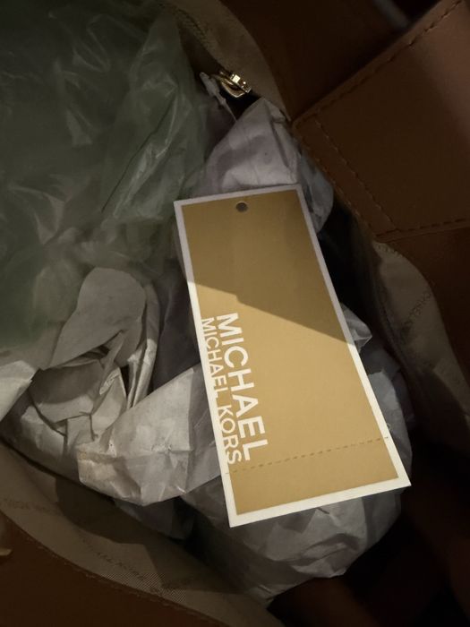 Жіночка шкіряна сумка michael kors