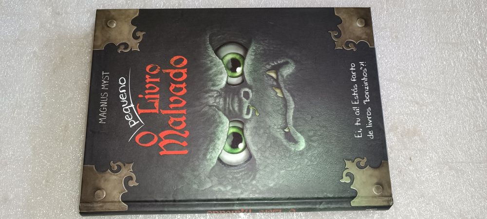 O Pequeno Livro Malvado 1 edição de 2008
de Magnus Myst; Ilustração: T