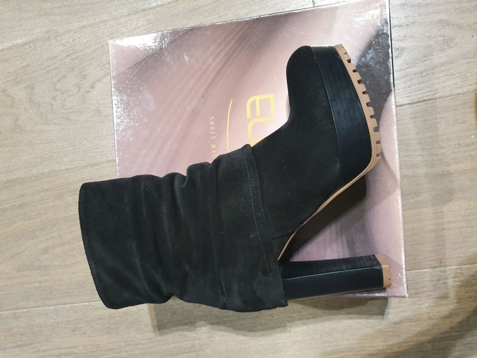 Buty botki czarne włoskie wysokie na obcasie rozm.39