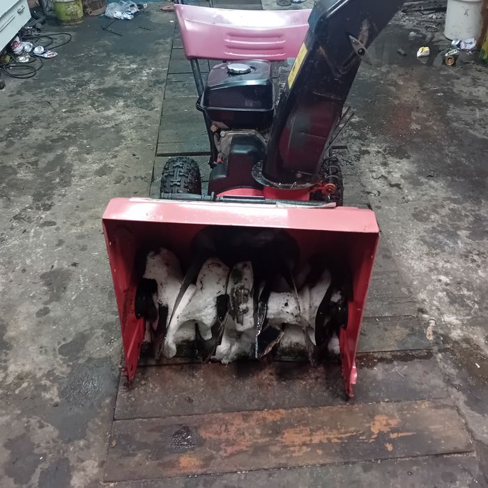 Odsnieżarka SNOWJET 550 5.5km